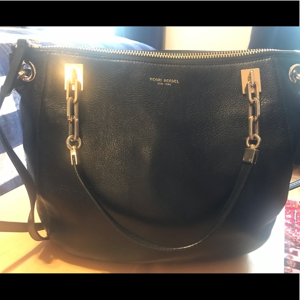 Henri Bendel Purse - crossbody and shoulder